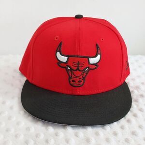 Chicago Bulls Hat Snapback Red NBA 9 Fifty Cap New Era Mint Condition Adjustable